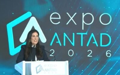 La certeza jurídica y la seguridad son los pilares fundamentales que sostienen la actividad económica: López Rabadán