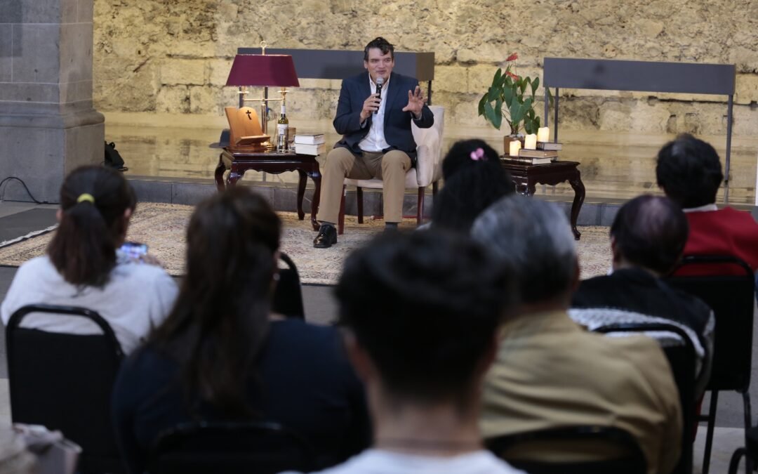 El teatro es una de las principales herramientas de transformación social, afirma Francisco Hernández