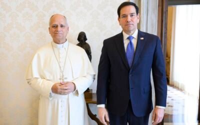 Manifiesta Rubio ante León XIV su “compromiso” por la paz y buena relación con el Vaticano