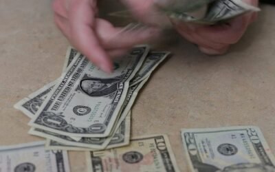Remesas alcanzan cifra récord en marzo: ¿Un salvavidas para la economía mexicana?