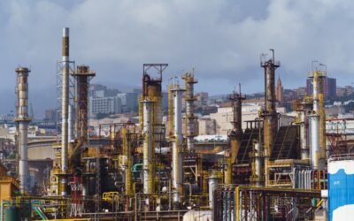 Cede brent 8% y cierra en 101 dólares ante posible acuerdo de paz EUA-Irán