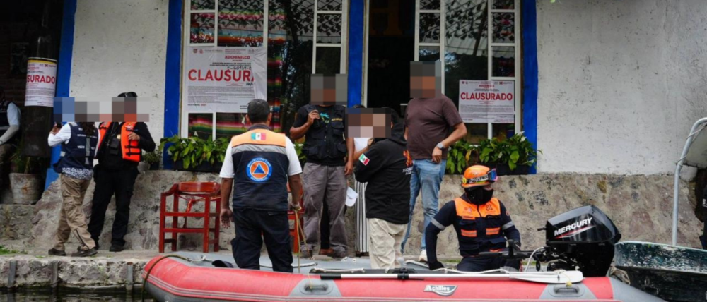 A días del Mundial 2026, clausuran descargas contaminantes en canales de Xochimilco