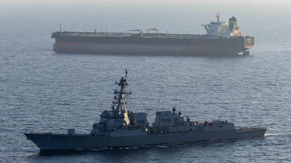 Atacan barco petrolero con tripulación china en el estrecho de Ormuz; no se reportan víctimas