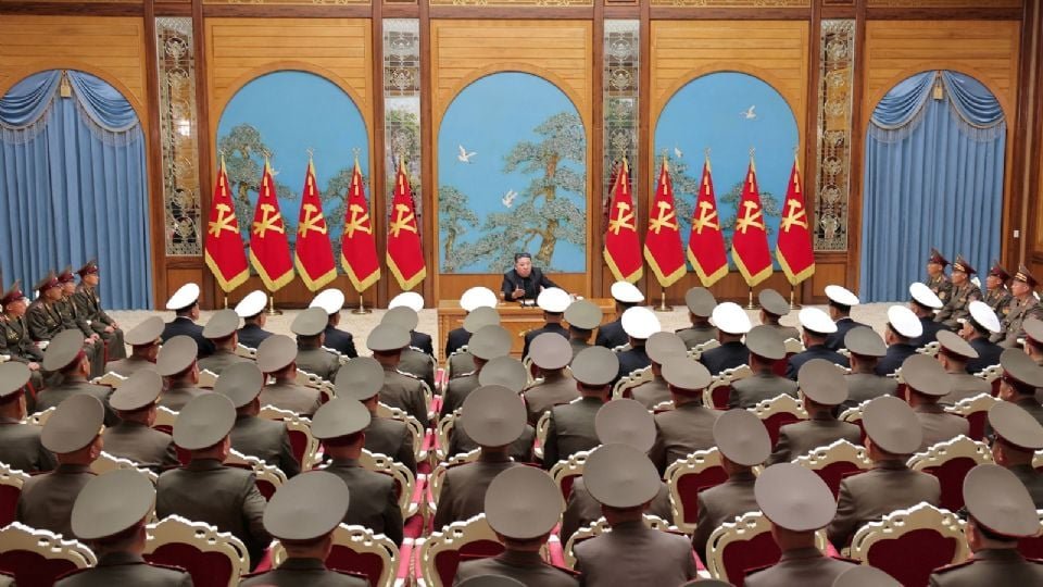 Kim Jong-un modernizará su Ejército y fortalecerá la frontera sur tras cumbre entre EU y Chin