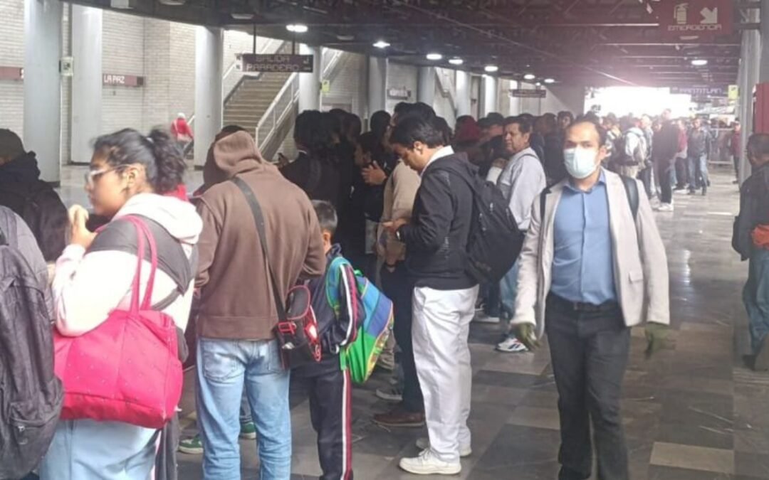 Nueve líneas del Metro CDMX, con ‘afluencia controlada’