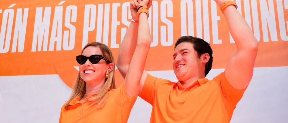Morena denuncia a Samuel García y Mariana Rodríguez ante la FGR por presunto desvío de recursos