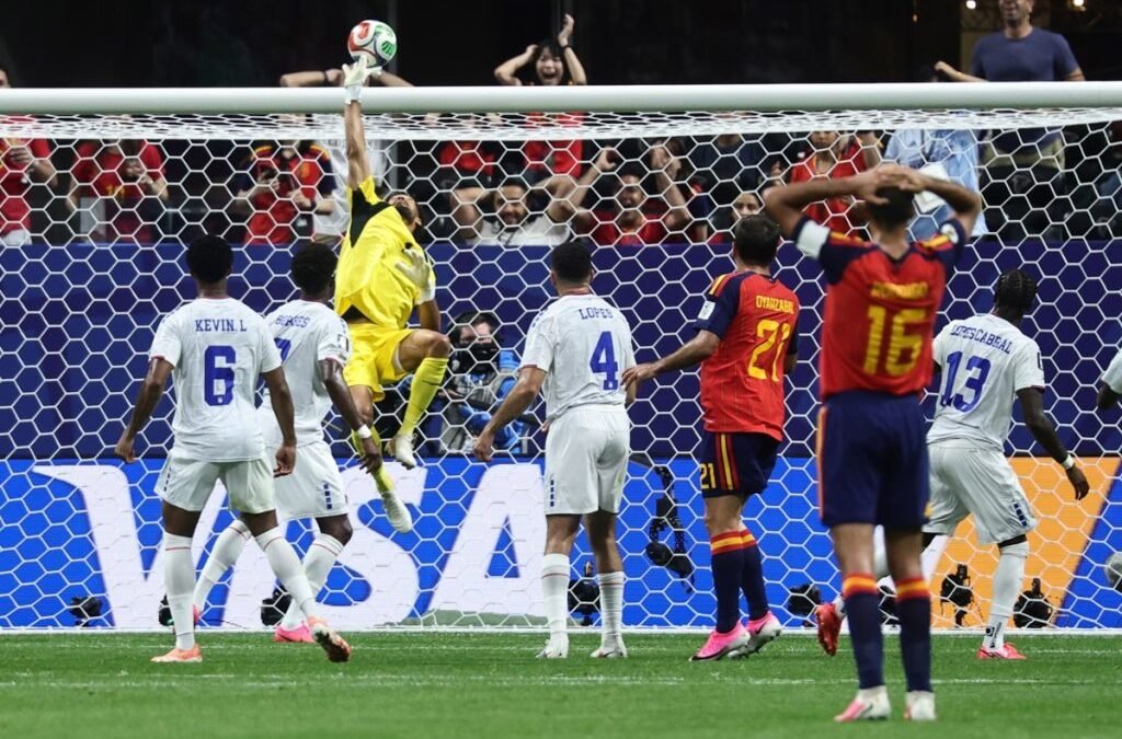 España decepciona en su debut mundialista y empata sin goles ante Cabo Verde