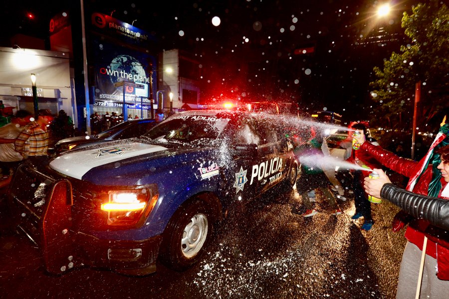 Festejos por el triunfo de México en el Mundial dejan 22 detenidos en CDMx