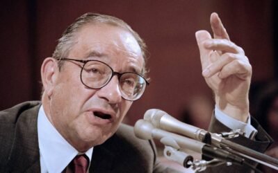 Ex presidente de la Fed Alan Greenspan murió a los 100 años