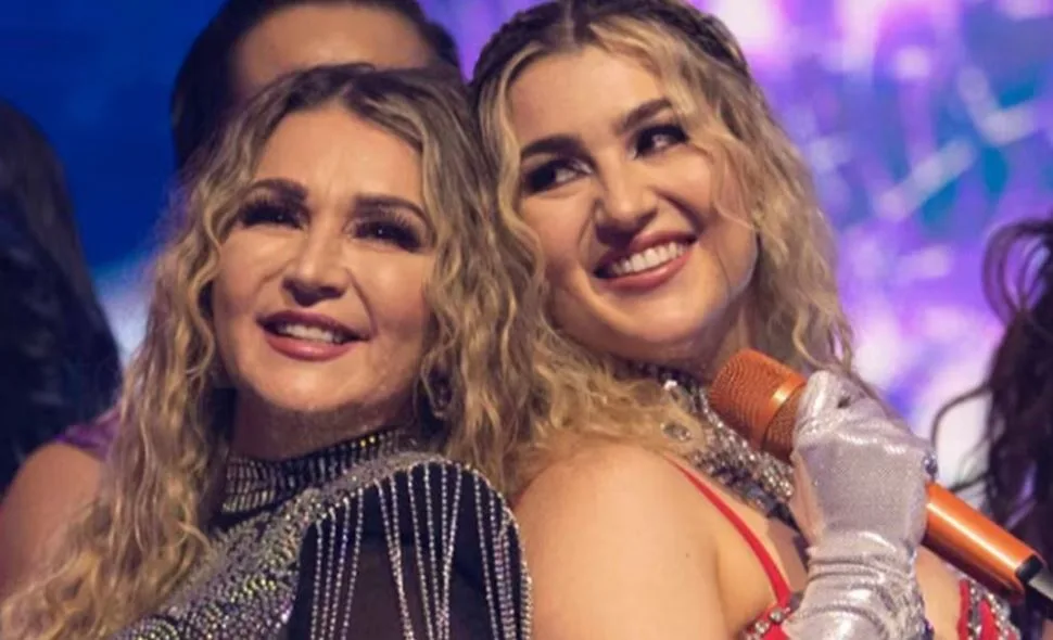 Melenie, hija de Alicia Villareal, estaría embarazada