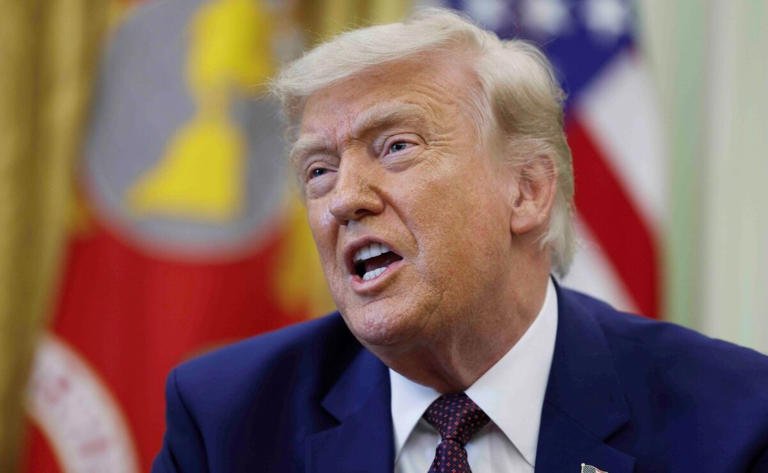 Trump interrumpe entrevista tras cuestionamientos sobre fraude electoral; «tu prensa es corrupta, ya he tenido suficiente», acusó