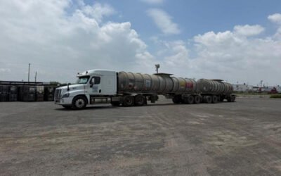 Aseguran más de un millón de litros de hidrocarburo en Apodaca