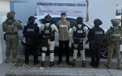 Detienen a civil con armas, cargadores y explosivos improvisados en Culiacán