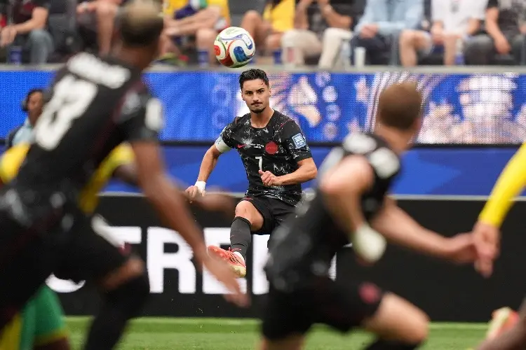 Hace historia Canadá y se mete a octavos de final del Mundial