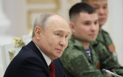 Arranca Rusia campaña electoral con el partido del Kremlin en su peor momento