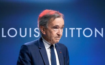 Bernard Arnault, dueño de Louis Vuitton, supera a los millonarios detrás de Prada, Chanel y Gucci