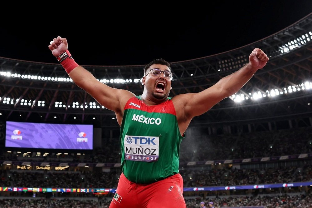 Uziel Muñoz supera por primera vez la barrera de los 21 metros