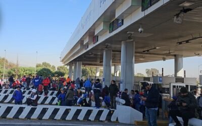 CNTE toma la caseta de Tlalpan; habrá otras dos concentraciones en CDMX