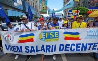 Protestan miles de docentes en Rumania contra recortes en la enseñanza