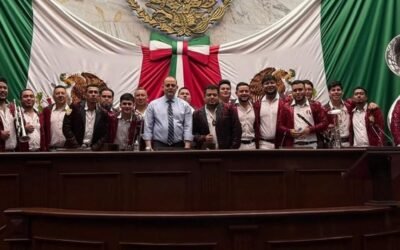 Invita Diputado local del PT a banda a cantar el narcocorrido «Se les peló Baltazar» en el Congreso de Michoacán
