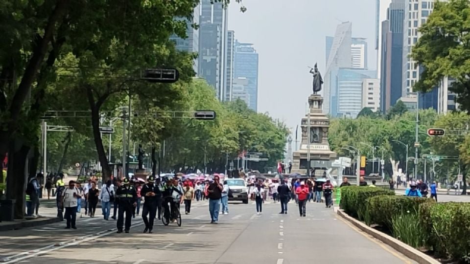 CNTE en la CDMX: maestros bloquean Avenida Universidad y marchan sobre Paseo de la Reforma