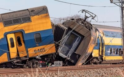 Al menos un muerto y varios heridos deja la colisión de dos trenes en Londres