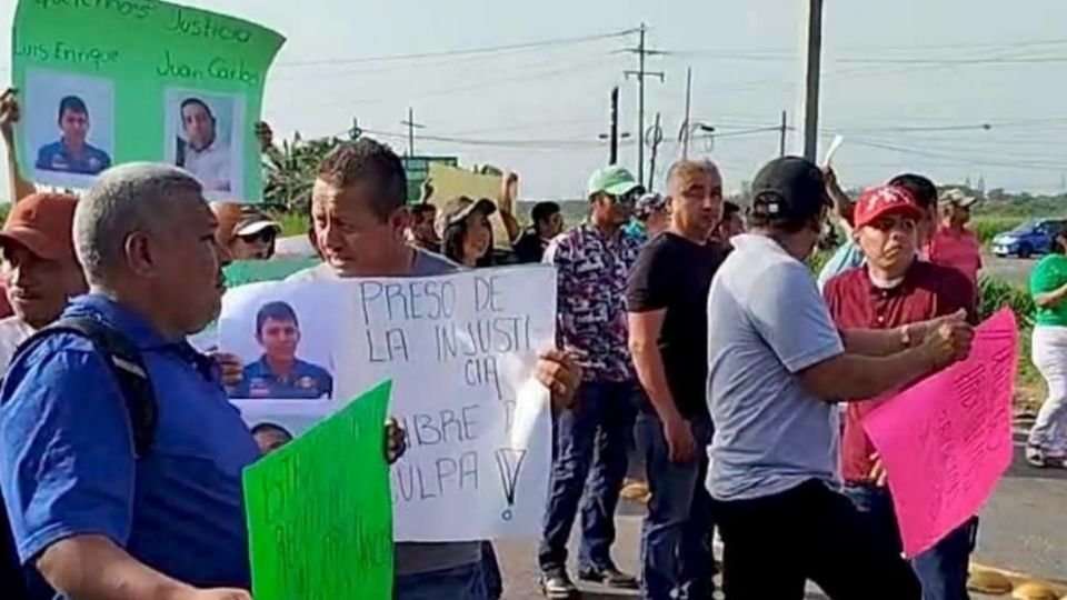 Familiares de policías detenidos por el caso de Roxana Guzmán en Veracruz acusan que son chivos expiatorios