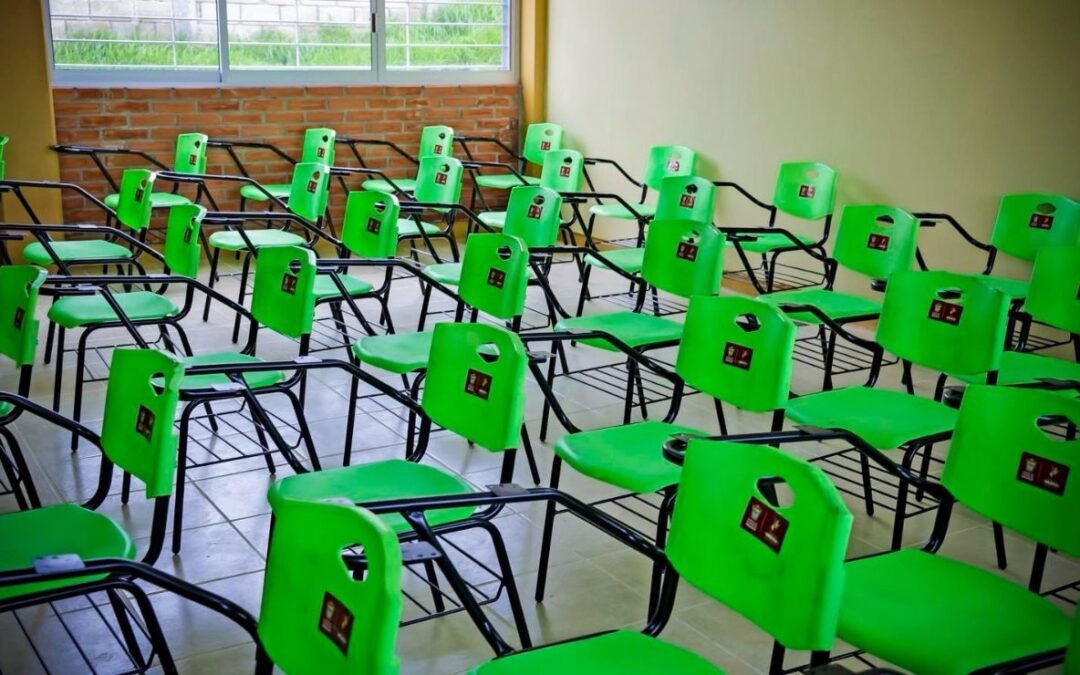 Suspenden clases por paro indefinido de la CNTE, ¿en qué estados?