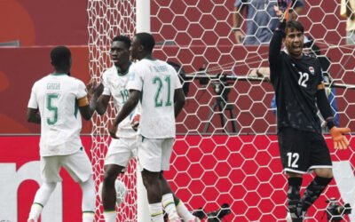 Senegal golea a Irak y mantiene vivas sus esperanzas en el Mundial