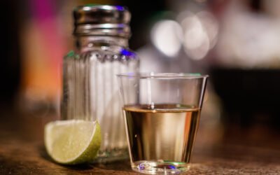 Tequila adulterado suma 6 muertos en Guanajuato