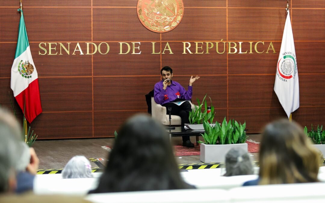 Tertulia literaria en el auditorio Octavio Paz del Senado para conmemorar el pensamiento transgresor de Salvador Novo