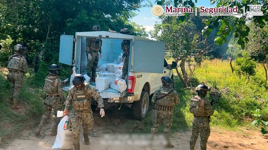 Asegura Marina 834 kilos de cocaína en Tonalá, Chiapas