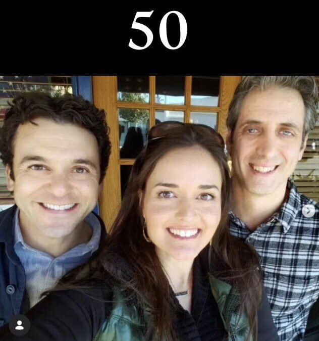 Fred Savage, protagonista de «Los años maravillosos», cumple 50 años y Winnie lo celebra recordando su primer beso