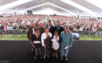 Brugada entrega 25 mil apoyos a personas de entre 57 y 59 años; suman 97 mil beneficiarios