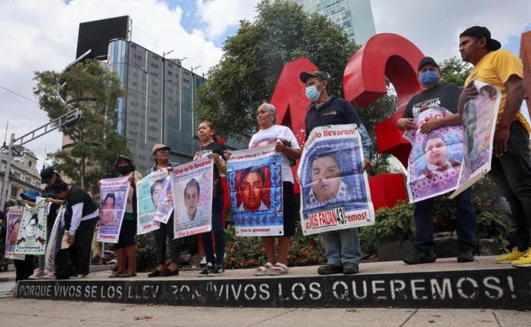 CNDH rechaza señalamientos de exfuncionario sobre caso Ayotzinapa; defiende su recomendación