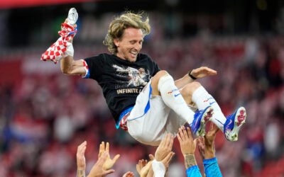 Luka Modric renueva una temporada más con el AC Milan, tras su quinta Copa del Mundo