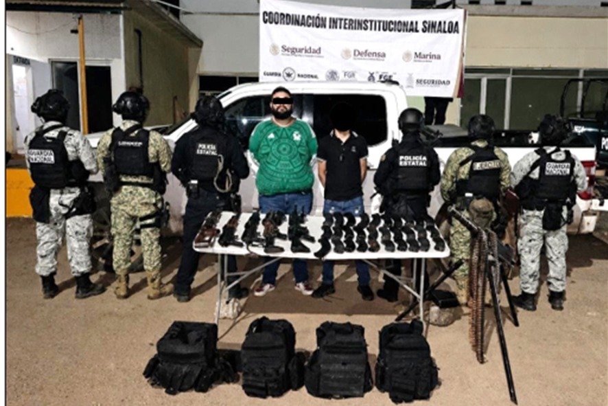 Capturan a Adrián “N” (a) “El 20”, jefe regional del Cártel del Pacifico en Mazatlán.
