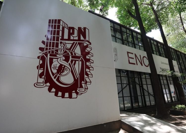 Mantendrán Estudiantes del IPN plantón hasta cumplir su pliego petitorio
