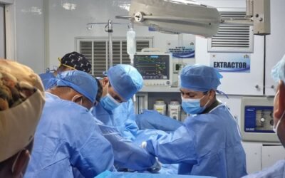 Médicos militares mexicanos salvan la vida de un soldado venezolano durante misión humanitaria en Venezuela.