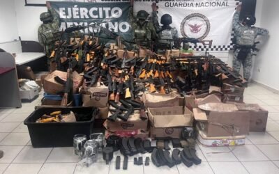 Un arsenal y casi 275 mil cartuchos aseguran el Ejército, GN y FGR en Sonora.