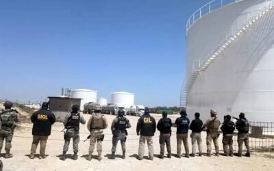 Aseguran refinería clandestina en Reynosa.