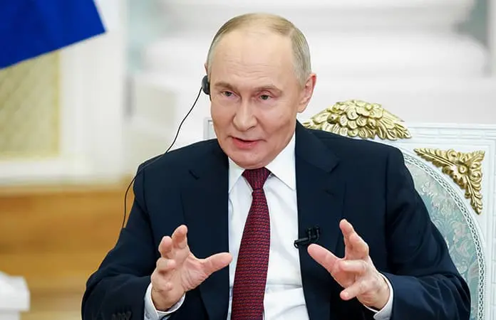 Reitera Putin a Trump que Rusia tomará todo el Donbás
