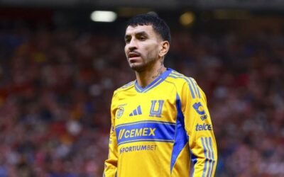 Ángel Correa se despide en último entrenamiento con Tigres