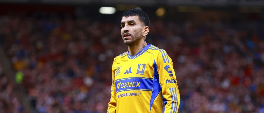 Ángel Correa se despide en último entrenamiento con Tigres