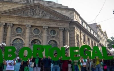 Aborto en CDMX: Morena busca ‘descongelar’ la despenalización total, ¿qué significa para las mujeres?
