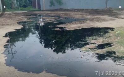 Confirman derrame de combustóleo en Salina Cruz; “huele muy mal”, dicen autoridades
