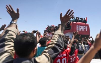Egipto recibe como héroes a los ‘Faraones’ tras su histórico Mundial y la sospechosa eliminación ante Argentina