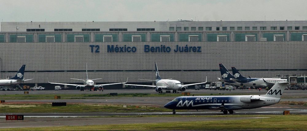 Operación sin precedentes en el AICM: 156 toneladas incautadas de mercancía ilegal revelan la guerra contra el crimen
