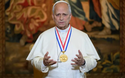 Pide León XIV a EU buscar la paz