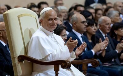 “Las armas atómicas no generan paz”, dice el papa León XIV en su libro de discursos